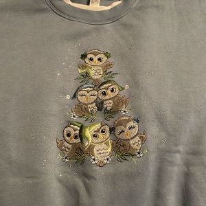 Women’s Large Owl Sweatshirt